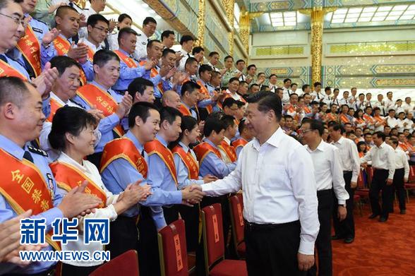 习近平:坚定不移打赢禁毒人民战争|共产党人|栗