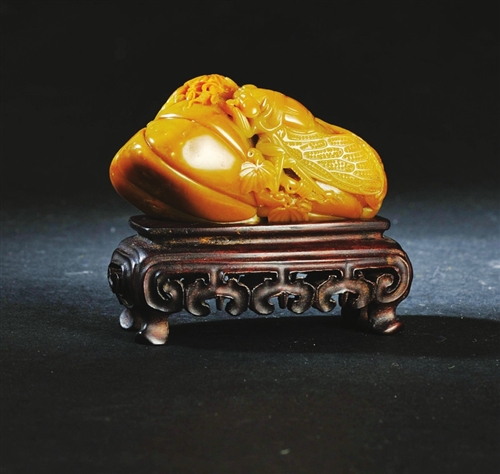 田黄石瓜果知了摆件重69g