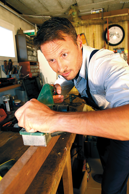 澳大利亚技术移民新增木工修车工专业