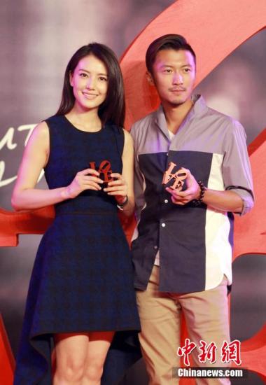 谢霆锋被问王菲幸福微笑 不回应女友爱吃哪道