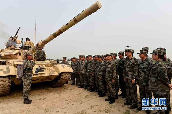 讲解坦克性能。