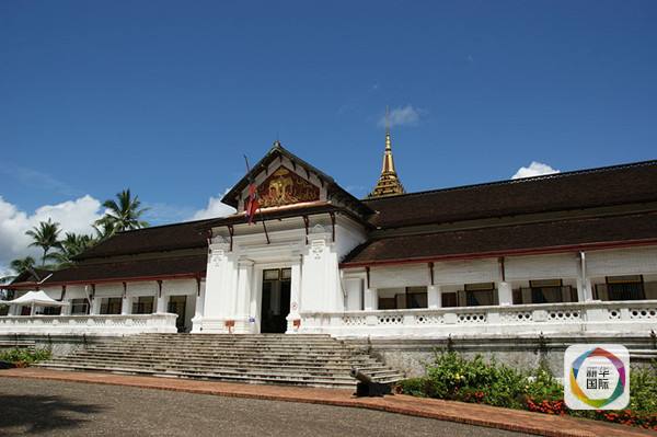 　　位于老挝古都琅勃拉邦（原勐斯瓦）的老挝王国故宫。（图片来源：互联网）