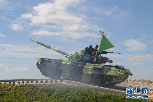 比赛中的哈萨克斯坦队。（摄影：黎云）