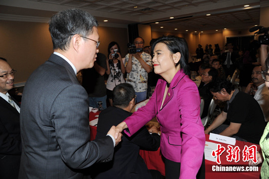 国会大厦_美国国会议员收入