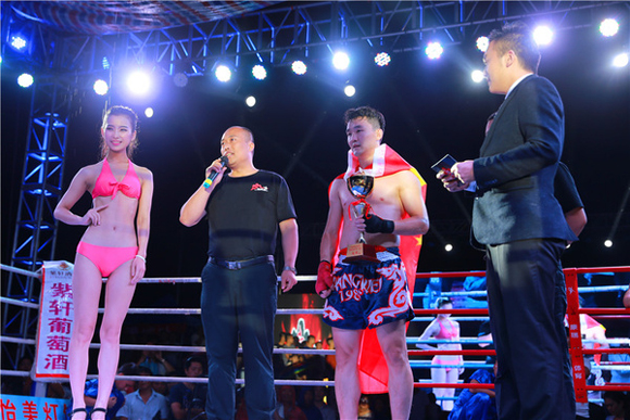 《五岳功夫王》南召站 王伟豪重拳KO对手|商业