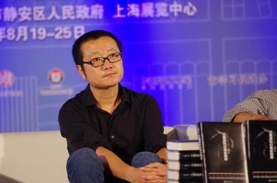 　　2015雨果奖得主、《三体》小说作者刘慈欣