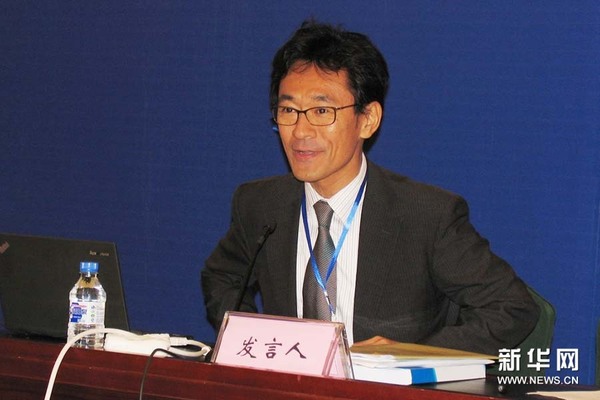 日本驻华使馆经济公使高见博