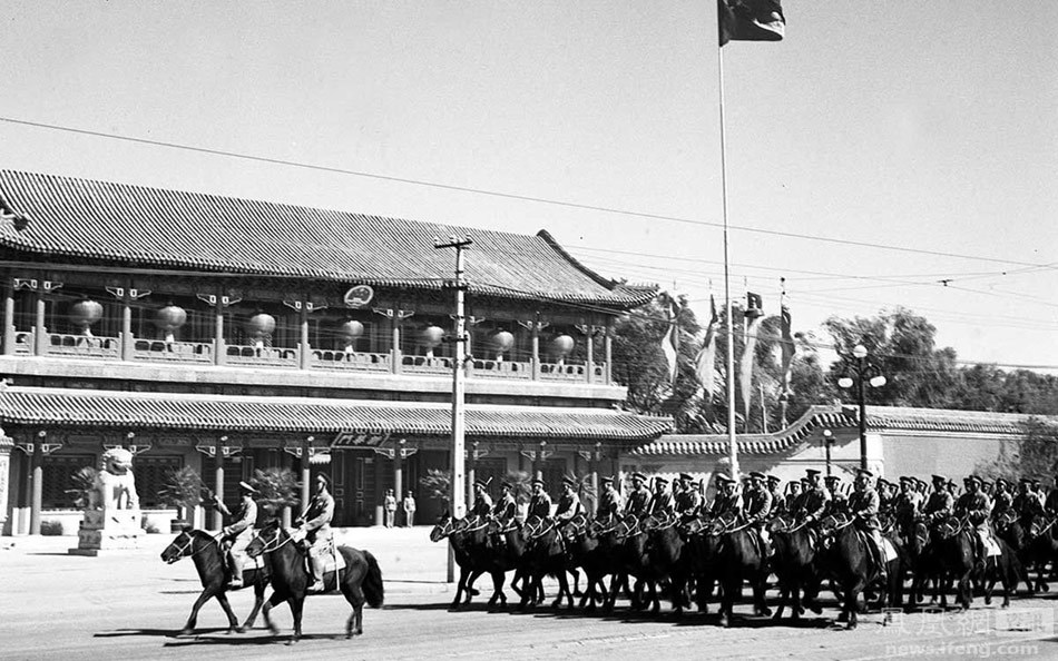 1949-2009年,14次阅兵的珍贵画面 - 陆泉润 - 心随影动 1949-2009年,14次阅兵的珍贵画面 - 人在上海 - 中国新闻画报