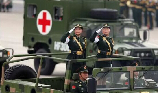 白求恩医疗方队将军领队