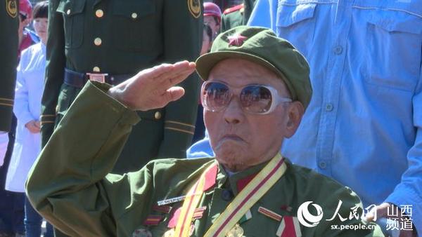 抗日老兵 武侯峰摄