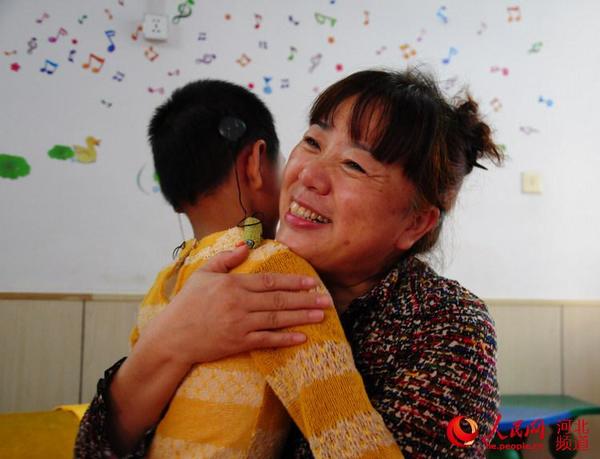 师李京赛:坚守30年 用爱叩响无声世界|幼儿园|智