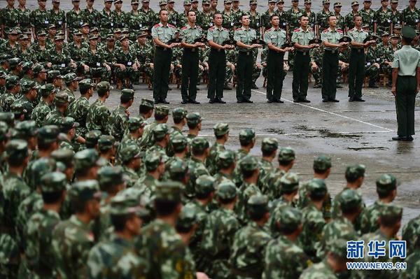 组图:粤边防2015年度新兵正式开训|边防|新兵_凤凰军事