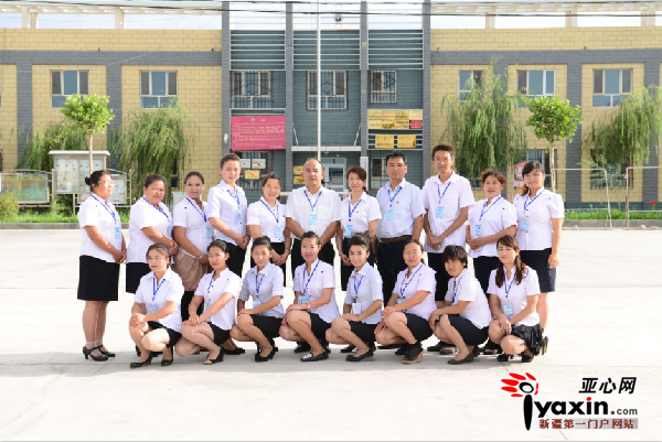 庆祝自治区成立60周年:和硕小城社区变成大政