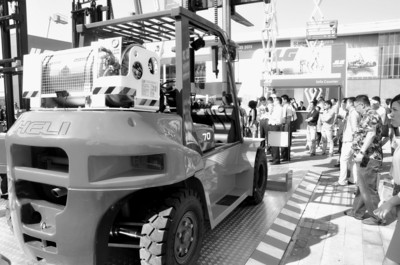 皖企盛装亮相国际展会 合力新品精品绽放京城