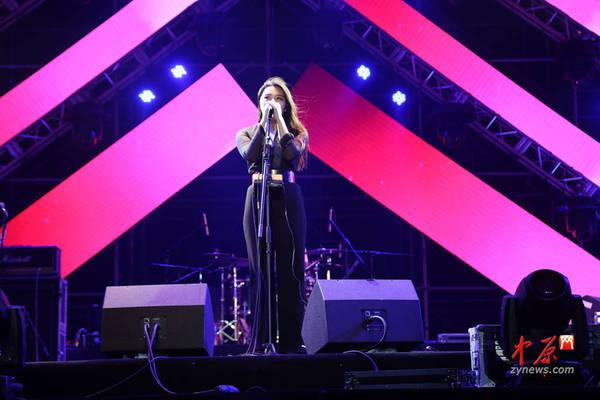 中国好声音第三季汪峰队学员李琪