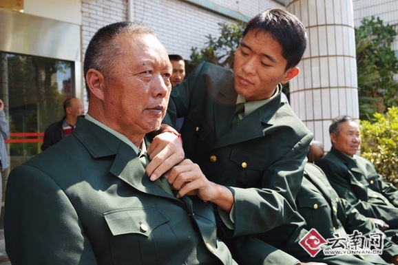 云南省双拥办慰问荣誉伤残军人|军人|连队