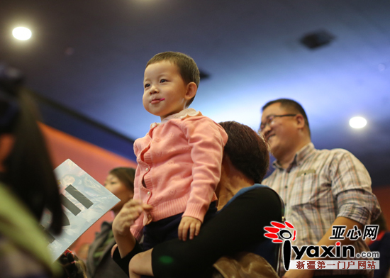 见面会上最小影迷。