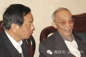 　　杜润生与陈锡文。