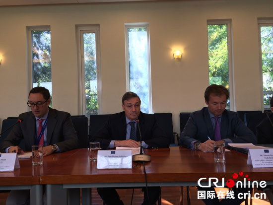 10月12日起申请短期申根签证需采集十指指纹