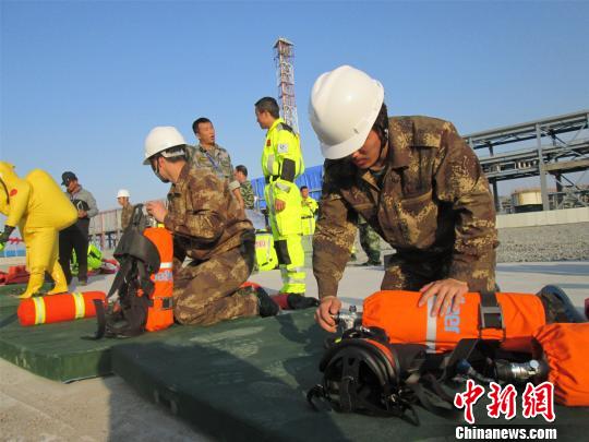 首届全国危险化学品救援技术竞赛在浙江宁波举