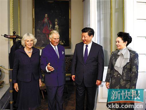 ■国家主席习近平和夫人彭丽媛在伦敦会见英国威尔士亲王查尔斯王储和夫人卡米拉。新华社发