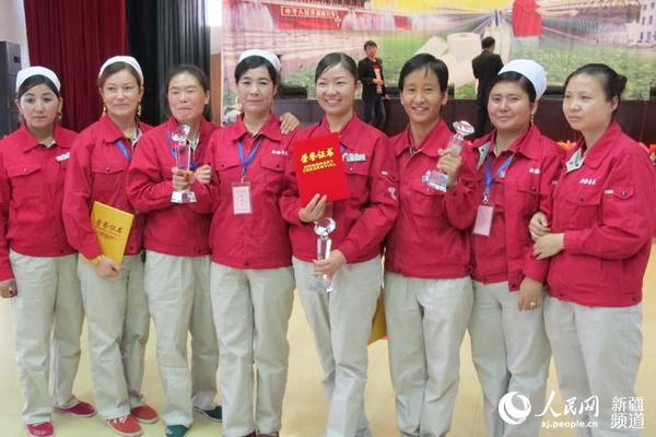 新疆鲁泰棉业是这次获奖最多的企业。 马杰 摄