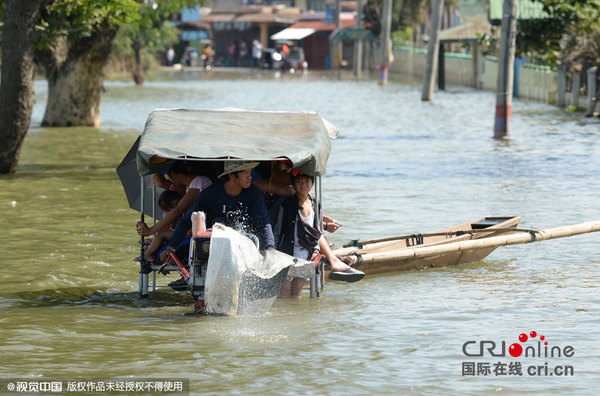 台风 巨爵 过境一周菲律宾洪灾局势依旧严峻(高