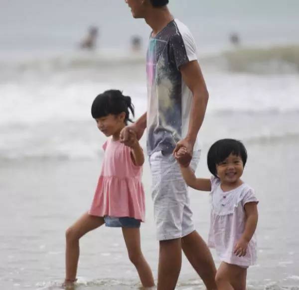 　　相比当初担心“人口爆炸”，今天中国的人口形势已经发生了历史性转变。