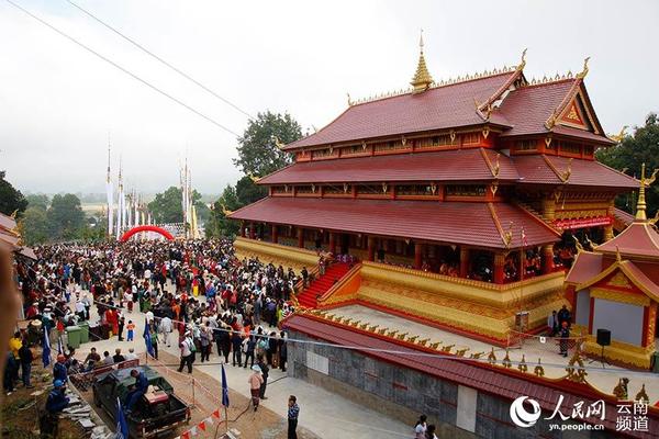 开光祈福仪式现场。(人民网 李发兴 摄)