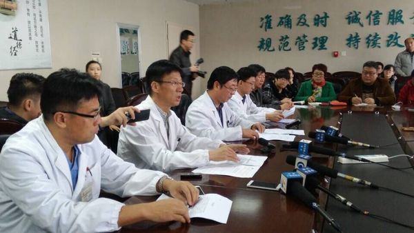 宁夏医科大学总医院发生一起故意伤医事件,院方召开情况说明会