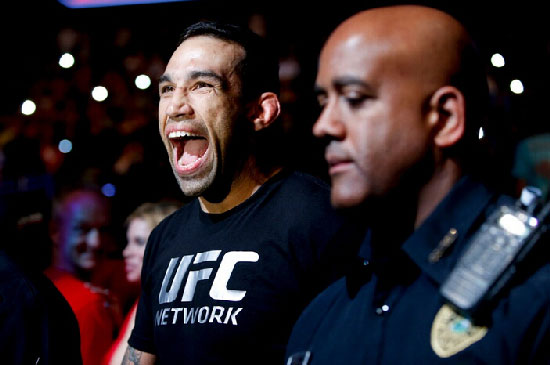 教练:法布雷西欧 温盾是史上最棒的重量级选手