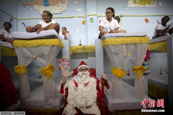 巴西女子监狱举行圣诞装饰比赛|服刑|床上