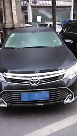 本月初被打坏挡风玻璃的车辆。