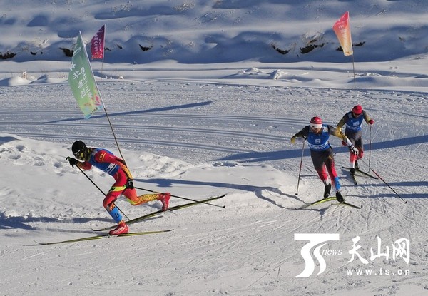越野滑雪哈尔滨队选手包揽男,女短距离比赛冠军