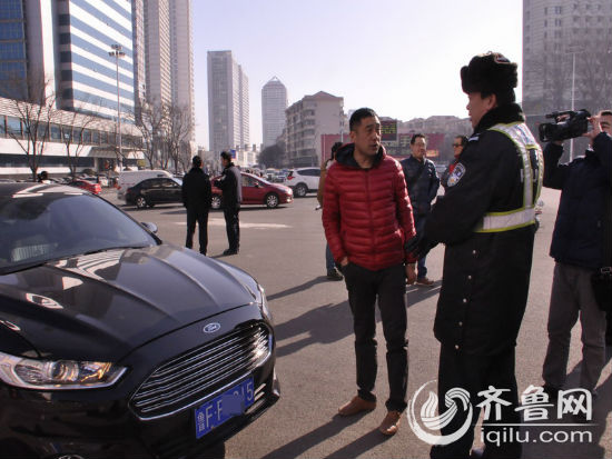 烟台限行首日抓拍168辆车闯限 市区交通改观