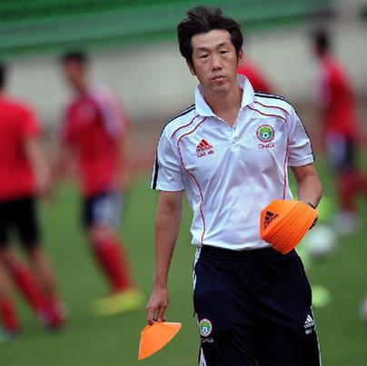 高洪波:成为国足主帅是中国足球人最高的荣誉
