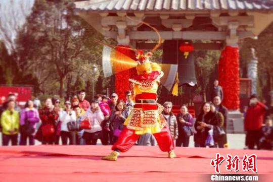 绍兴会稽山景区金猴迎春 绍宣提供