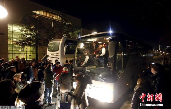 德国多州迎新一届议会大选 难民政策进入选战