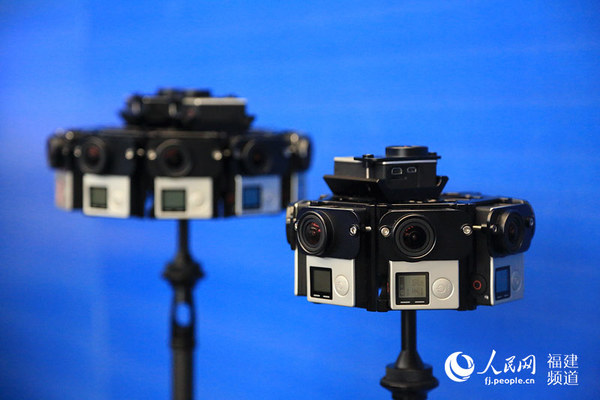 为VR设备提供图像的全景摄像机设备 邹家骅摄