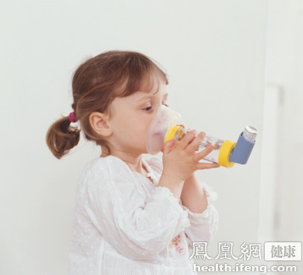 钟南山:儿童哮喘治疗担心激素有害停药是认识