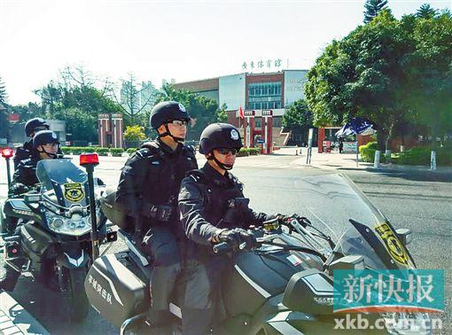 ■特警在广州各重点区域武装值勤。通讯员供图