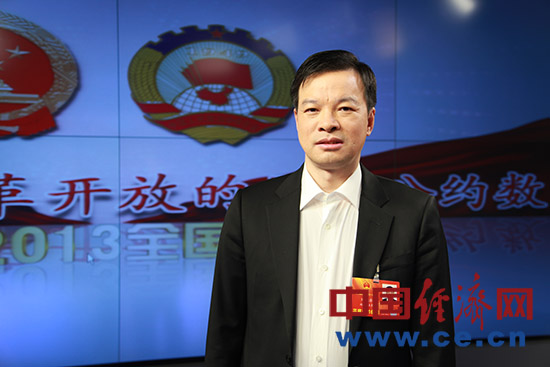 刘翔浩代表:建议将茶油产业列入国家十三五规
