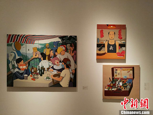 崔君、莫頔、狄青个展开幕现场，图为崔君作品，其中左侧作品名为《今天的你我，怎样重复昨天的故事》。宋宇晟 摄