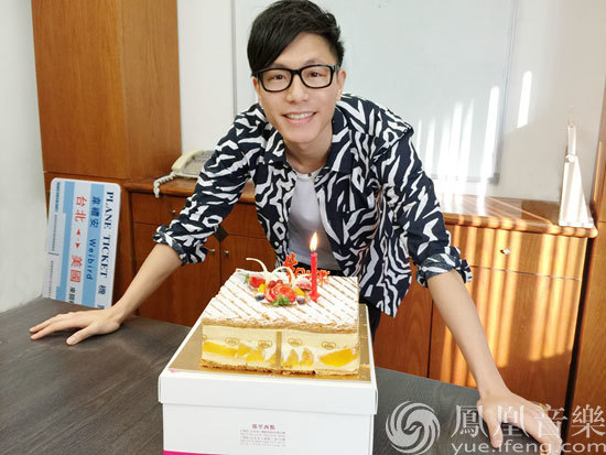 创作才子韦礼安生日趴宣布将开香港演唱会|韦