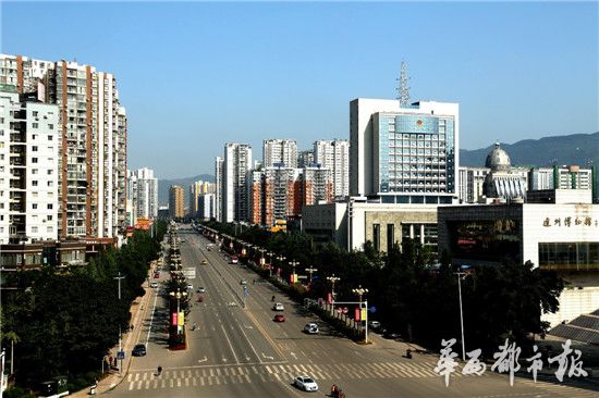 达州西外金龙大道。李兴罡摄