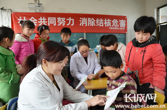 行唐县人口计生局_5月6日,行唐县人口计生局、计生协联合行唐县人民医院为计(2)