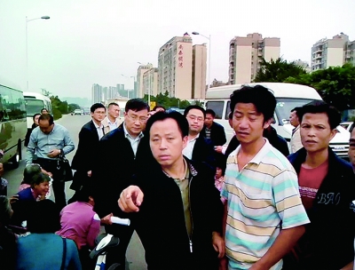 起底珠海市委书记李嘉 村民拦道下跪被刑拘|组