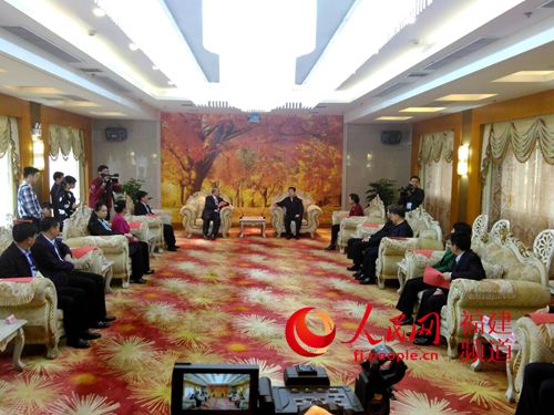 会见现场。  吴隆重 摄