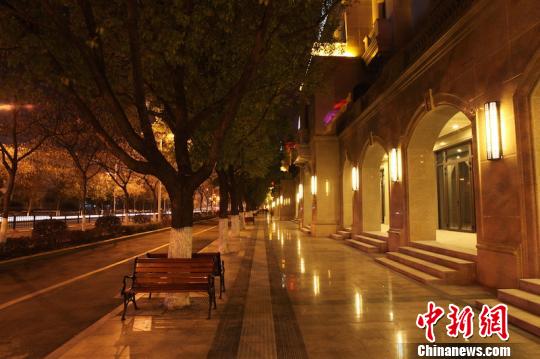 丽水花园路的违建花圃在改造后变成欧陆风情一条街 莲都宣传部提供 摄