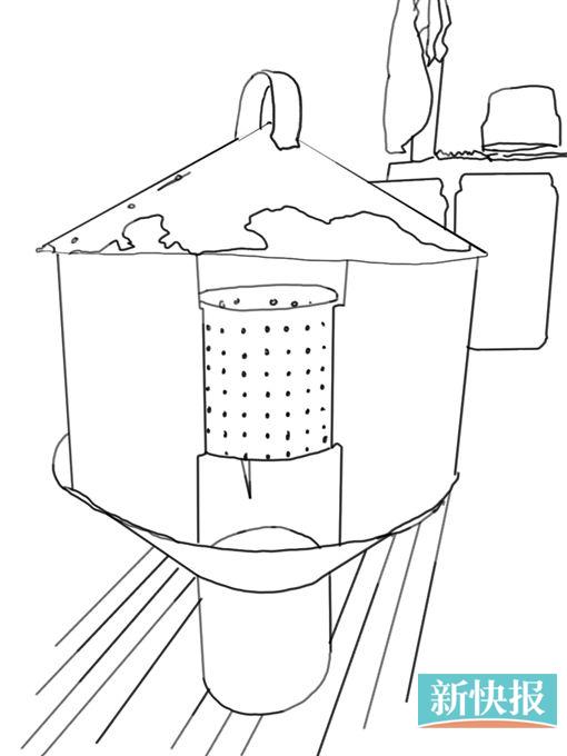 ●天牛诱捕器,大约半米高,灯笼般的塔型铁器。